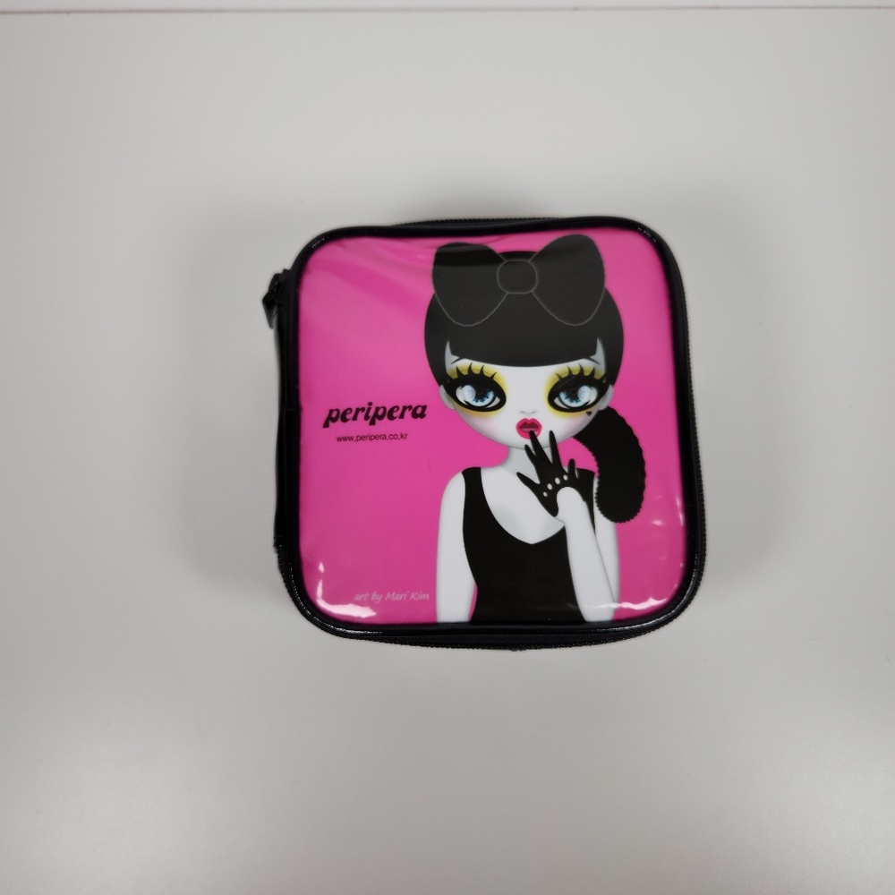Peripera Makeup Case w/ Mari Kim Graphic Art, Korean "Big Eyedoll"